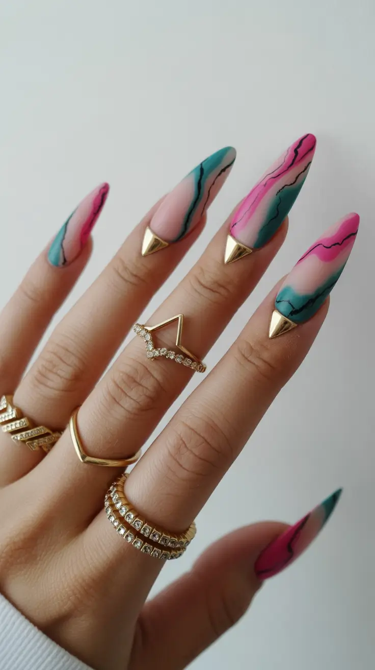 Creative Acrylic Nails 2026 Color Fade Gold Tips