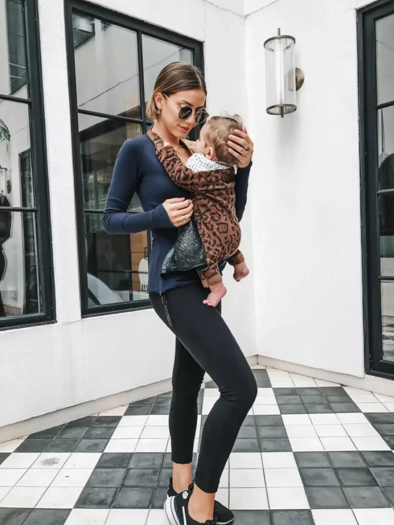 43 Stunning Mom Outfits for 2026: Your Ultimate Style Guide