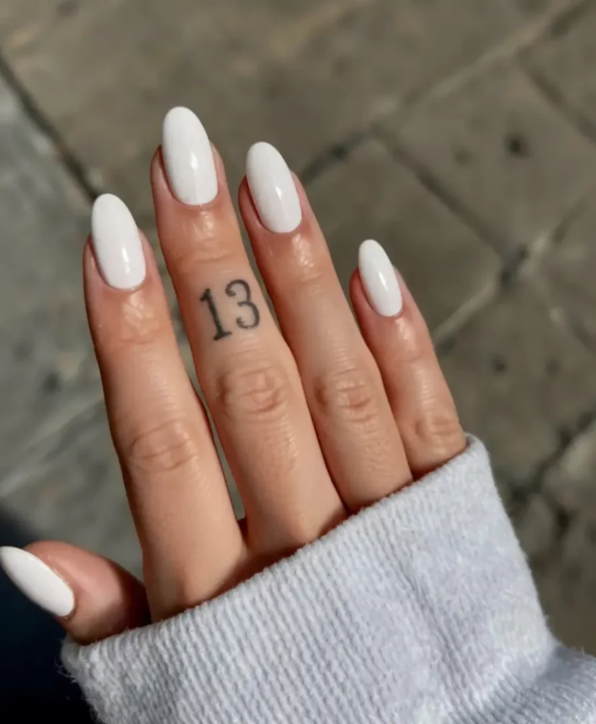 48 Simple Nails: Inspiring Designs & DIY Ideas for 2026